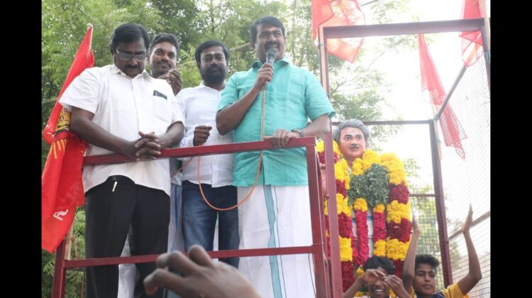 பாப்பாப்பட்டி | கல்வி வள்ளல் மூக்கையாத்தேவர் திருவுருவச் சிலைக்கு சீமான் மலர்வணக்கம்